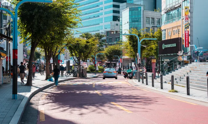 首爾弘大購物街街景 首爾弘大購物街街景