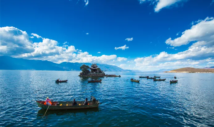 大理洱海的湖光山色