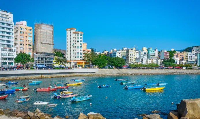 赤柱海濱與市集一帶的悠閒氣氛