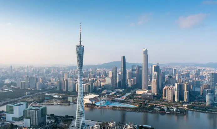 廣州塔與珠江沿岸的城市天際線 廣州塔與珠江沿岸的城市天際線
