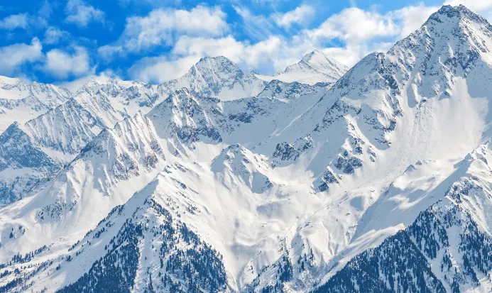 北海道大雪山山系的秋季山色 北海道大雪山山系的秋季山色