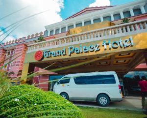 香港-霧瑞自由行 國泰航空公司+武端大皇宮酒店