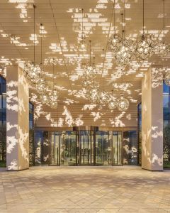 昆明空港希爾頓逸林酒店5天4晚自由行套票