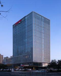 【烏魯木齊創新廣場希爾頓歡朋酒店】 <大灣區航空>烏魯木齊 3-7天自由行套票