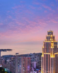 【維也納國際酒店(汕尾信利中央廣場店)】汕尾酒店+高鐵 2-5天自由行套票