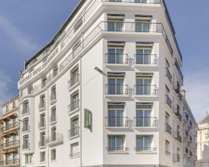 香港-南特自由行 法國航空公司+南特中心宜必思尚品酒店