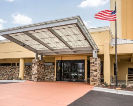 香港-奧馬哈自由行 美國達美航空公司+奧馬哈I-80西南舒適酒店