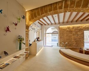 香港-帕爾馬馬洛卡自由行 阿聯酋阿提哈德航空+聖克拉拉市酒店及水療中心