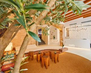 香港-帕爾馬馬洛卡自由行 俄羅斯航空公司+聖克拉拉市酒店及水療中心