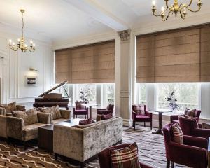 香港-阿伯丁自由行 國泰航空公司+阿伯丁加里東尼亞美居酒店