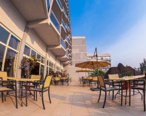 香港-基加利自由行 卡塔爾航空公司+米勒科林斯酒店