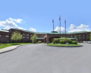 香港-卡利斯佩爾自由行 美國達美航空公司+卡利斯佩爾歡朋酒店