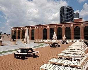 香港-大急流城自由行 美國達美航空公司+大急流城市區萬怡酒店