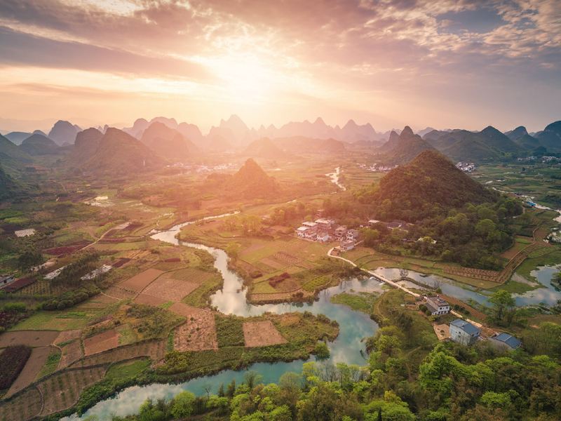 Guilin Embedded Tour Preview