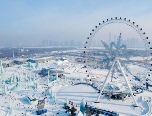 7日6晚  · 下單行程即可領取福利，雪鄉暖炕獨居不拼住，體驗冰雪漂流，下榻溫泉酒店，打卡網紅彈幕牆，盡享滑雪樂趣，飽覽天池風光