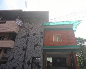 香港-哥印拜陀自由行 新加坡航空公司+假日休息酒店