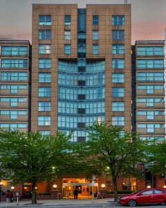 温哥華市中心格蘭德公園酒店及套房-Ascend酒店(Grand Park Hotel & Suites Downtown Vancouver, Ascend Hotel Collection)5天4晚自由行套票