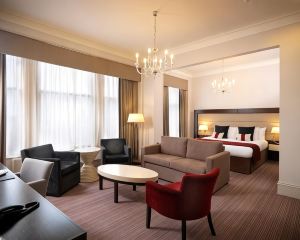 香港-阿伯丁自由行 北歐航空公司+阿伯丁加里東尼亞美居酒店