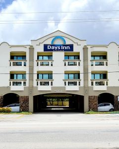 【關島塔穆寧戴斯精選温德姆酒店】關島 4-15天自由行套票