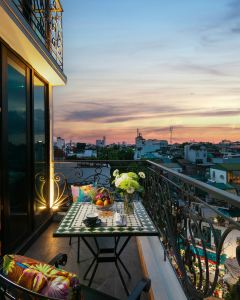 極光中心酒店(Aurora Central Hotel)5天4晚自由行套票