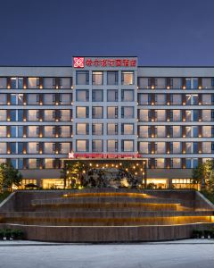 【張家界天門山希爾頓花園酒店】張家界酒店+高鐵 3-5天自由行套票