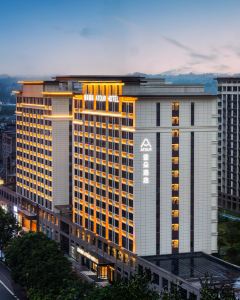 【張家界天門山索道天門居亞朵酒店】<大灣區航空>張家界 6-14天自由行套票