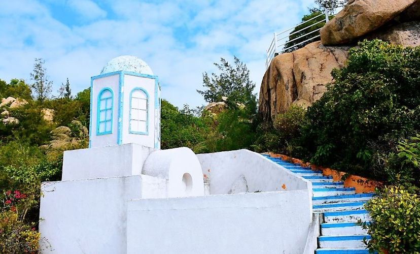 那琴半島地質海洋公園 希臘風情小鎮