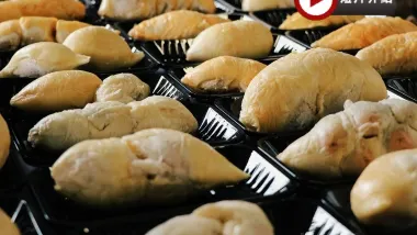 【藍眼淚及螢火蟲】《永安雙獨家~【季節限定㊣榴槤果園榴槤任食】+全新夜景山頂餐廳》吉隆坡+雪蘭莪+馬六甲悠閒5天團 +瓜拉雪蘭莪 (欣賞海洋奇觀【藍眼淚】及螢火蟲)》