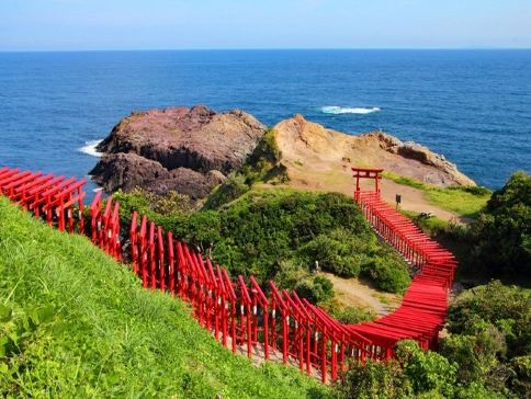 北九州、福岡 山口縣 5天溫泉之旅   元乃隅神社(123個朱紅色鳥居隧道)、日本最大鐘乳洞之一秋芳洞/秋吉台の草紅葉、御船山樂園紅葉祭
