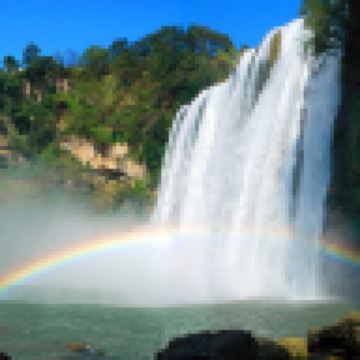 清爽貴州‧5天升級純玩高鐵團  安順、西江千戶苗寨、中國及亞洲第一大瀑布~黃果樹大瀑布、青岩古鎮、甲秀樓夜景