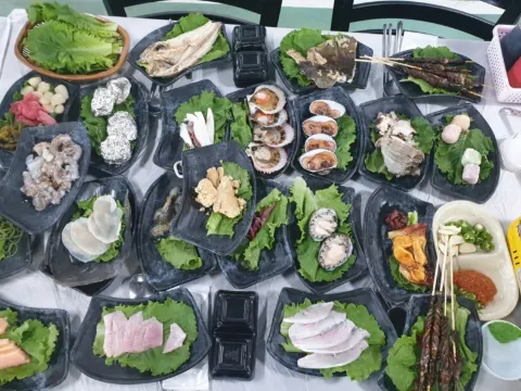 邊山名物季節海鮮料理