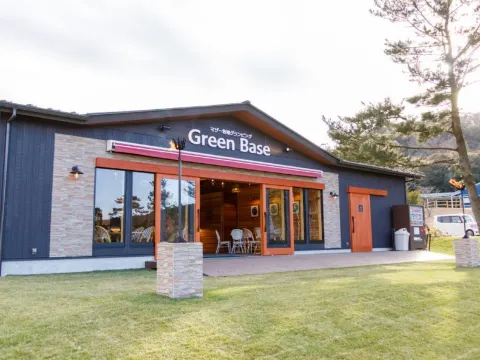 Green Base主樓