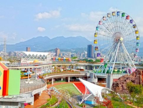 台中+台北 親子雙樂園5天團【保證住宿各2晚及兩大床房型】麗寶賽車主題旅店T11 T12 Hotel及5星級台北福容二館酒店、新竹市立動物園、麗寶樂園~探索世界【免費代辦台灣簽證(網證)*】