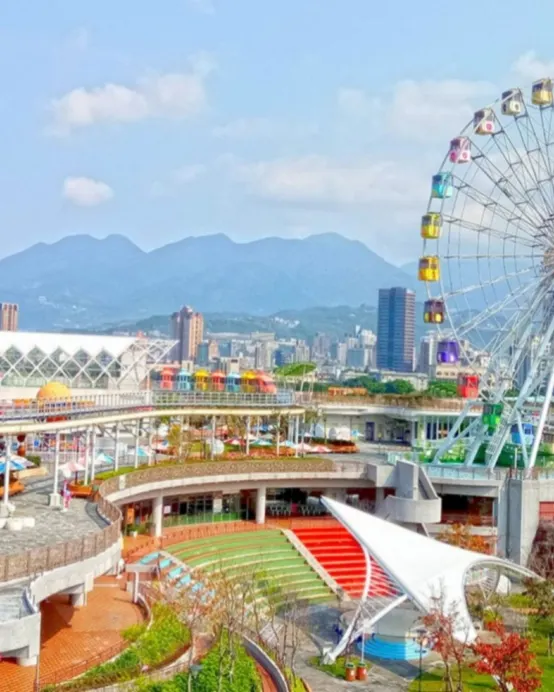 台中+台北 親子雙樂園5天團【保證住宿各2晚及兩大床房型】麗寶賽車主題旅店T11 T12 Hotel及5星級台北福容二館酒店、新竹市立動物園、麗寶樂園~探索世界【免費代辦台灣簽證(網證)*】