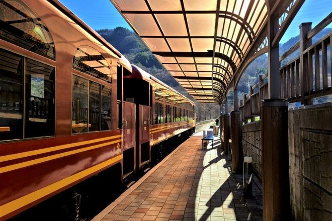 之字形蒸汽觀光纜車