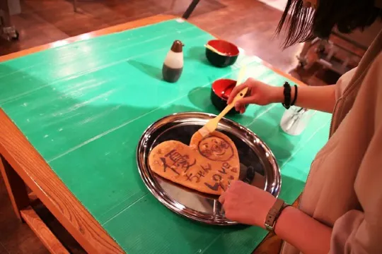 DIY巨型仙貝煎餅體驗