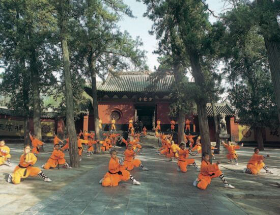 少林寺欣賞功夫表演