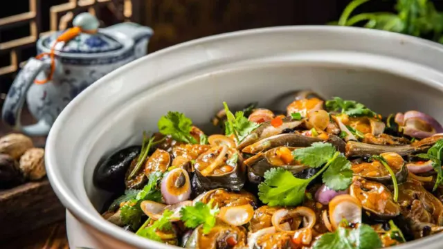 地道順德名菜宴~石鍋金湯花膠海鮮湯+堂焗鮮味石頭鱔+金獎市長鵝