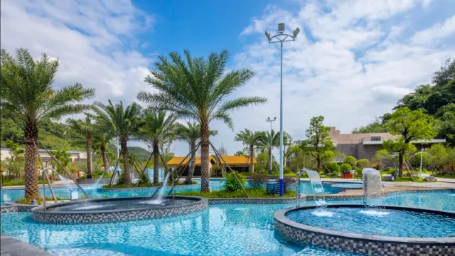 英德積慶裏仙湖酒店