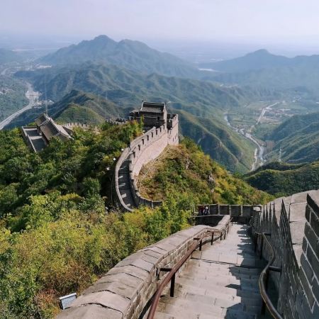 北京《2晚國際品牌~溫德姆或馬哥孛羅或皇冠假日酒店及2晚溫泉♨️酒店》4大世遺5天團 居庸關長城/慕田峪長城、頤和園、故宮、天壇公園、外觀(鳥巢、冰立方、玲瓏塔)、天安門廣場、網紅打卡地~前門大街