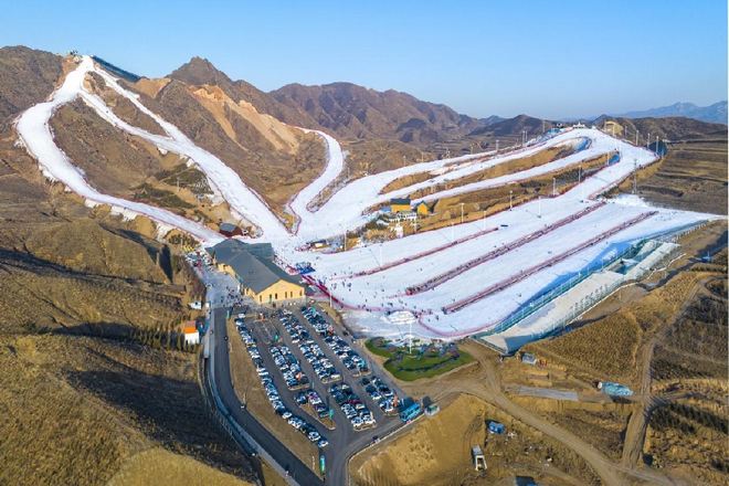 馬鬃山滑雪場