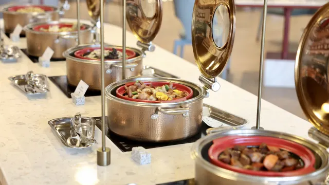 酒店豐盛自助午餐