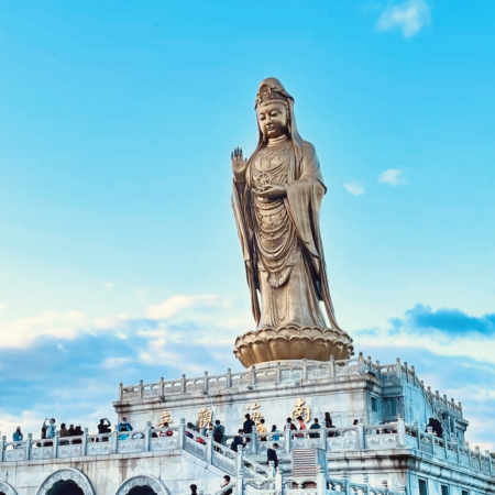 舟山、寧波、普陀山禮佛直飛純玩5天團  中國四大佛教名山～普陀山(南海觀音、普濟寺、紫竹林、法雨寺)、寧波(雪竇寺·彌勒大佛、彌勒聖壇、東錢湖·小普陀、蔣氏故居)、 舟山(觀音法界)