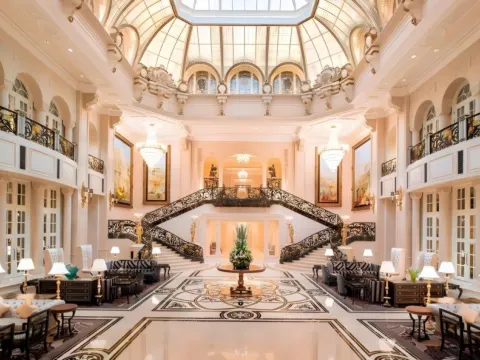 大連一方城堡豪華精選酒店