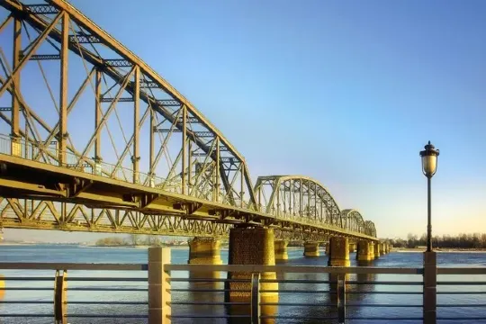 鴨綠江斷橋