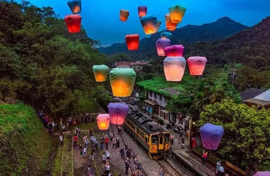 放祈福天燈(每4人1燈)