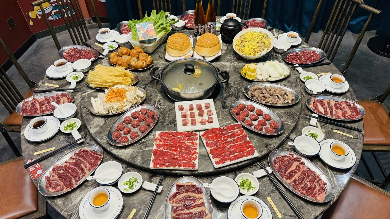 五洞牛肉火鍋宴(任食鮮切嫩牛肉+任食香口肥牛)