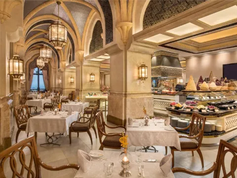 阿聯酋皇宮酒店【Vendome】國際自助餐