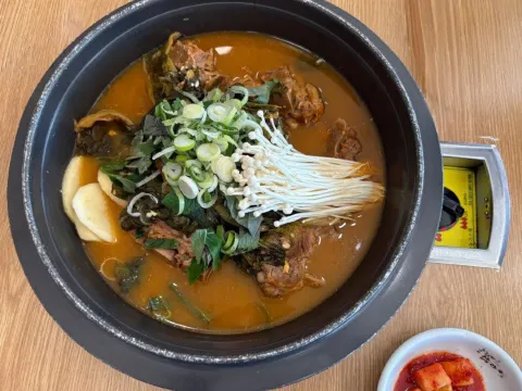 馬鈴薯仔豬骨鍋