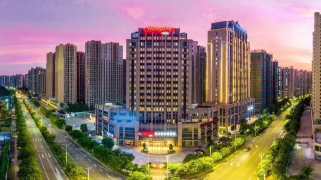 清遠希爾頓歡朋酒店